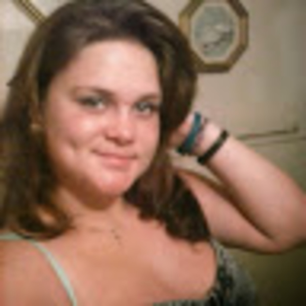 Meet your Posher, Alicia
